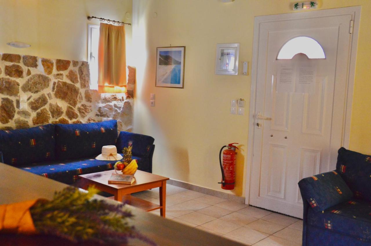 Dimarion Villas Ayios Nikitas Bagian luar foto