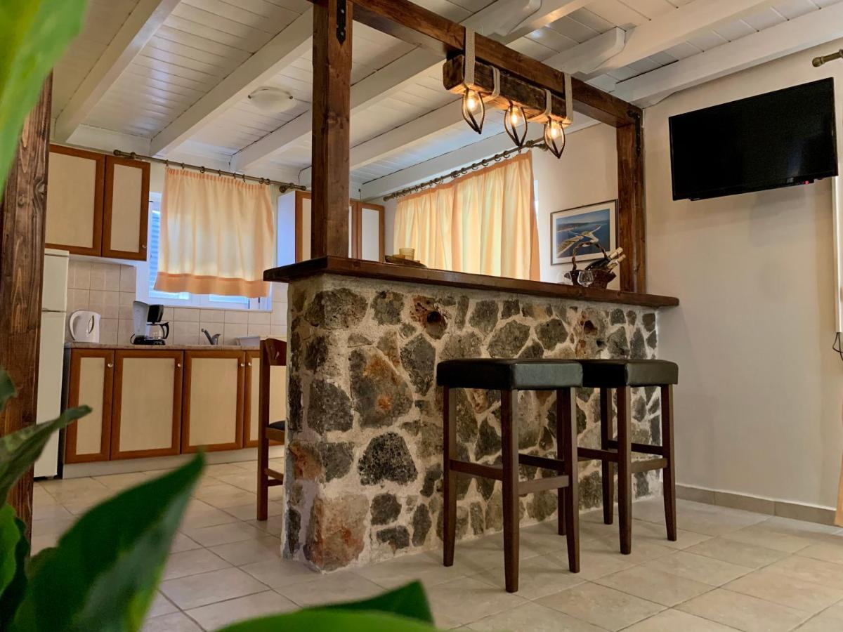 Dimarion Villas Ayios Nikitas Bagian luar foto