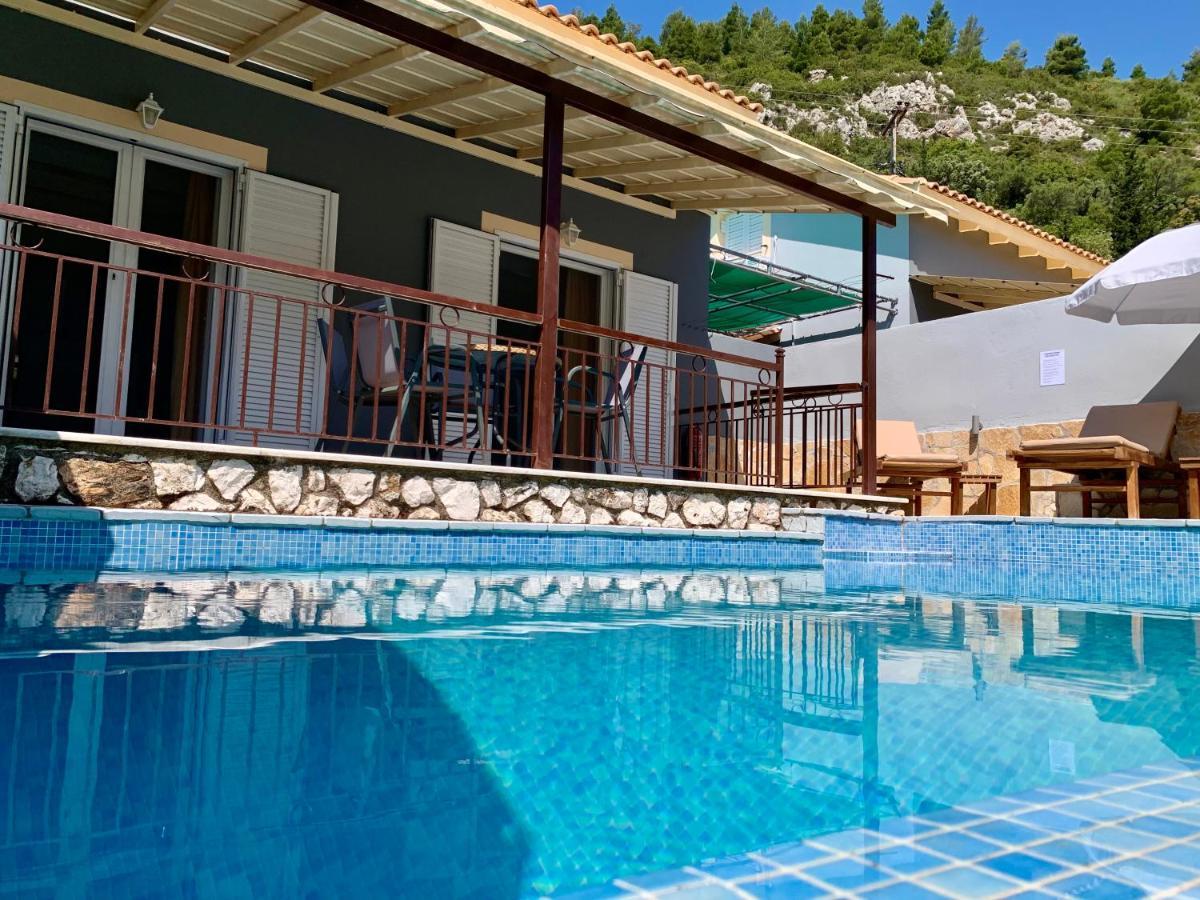 Dimarion Villas Ayios Nikitas Bagian luar foto